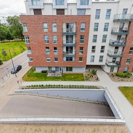 Srodmiescie Angielska Grobla With Free Parking By Renters Apartment Gdansk