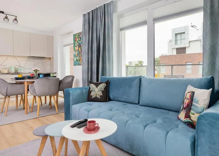 Srodmiescie Angielska Grobla With Free Parking By Renters *