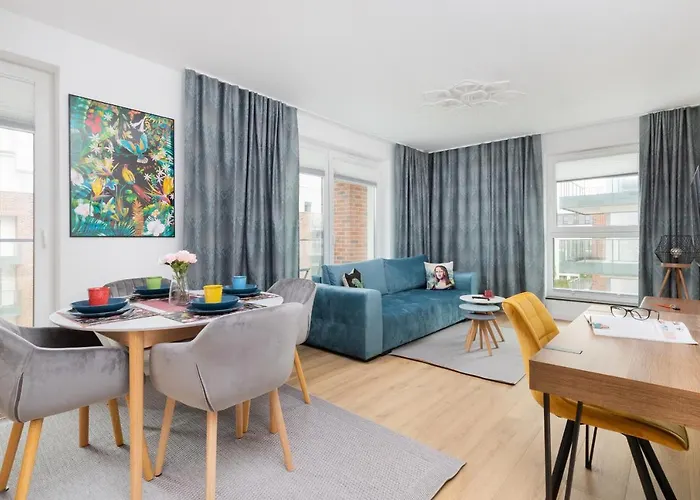 Srodmiescie Angielska Grobla With Free Parking By Renters Apartment