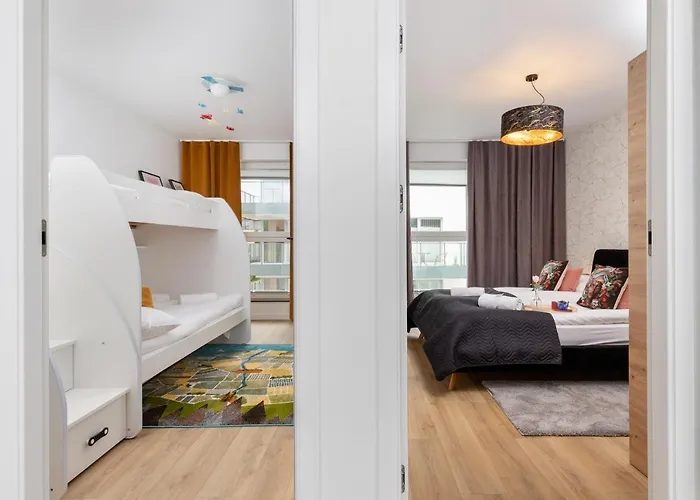 Srodmiescie Angielska Grobla With Free Parking By Renters Apartment Gdansk