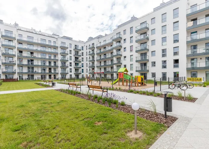 Srodmiescie Angielska Grobla With Free Parking By Renters