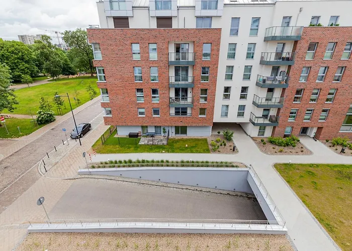 Srodmiescie Angielska Grobla With Free Parking By Renters Apartment Gdansk