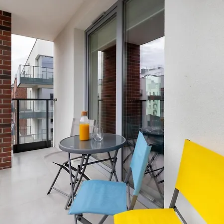 Srodmiescie Angielska Grobla With Free Parking By Renters Apartament Gdańsk